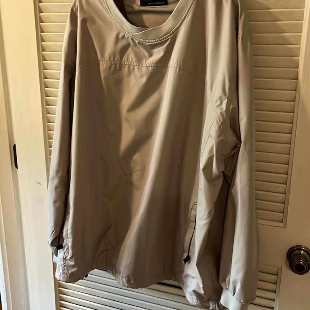 P 236 Greg Norman golf jacket